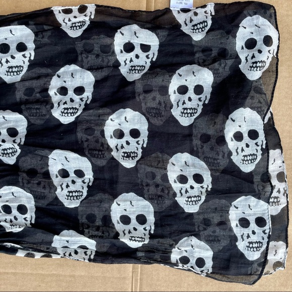 Black & White Sheer Rectangular Skull Scarf 100% Cotton Semi-Sheer - Picture 5 of 7